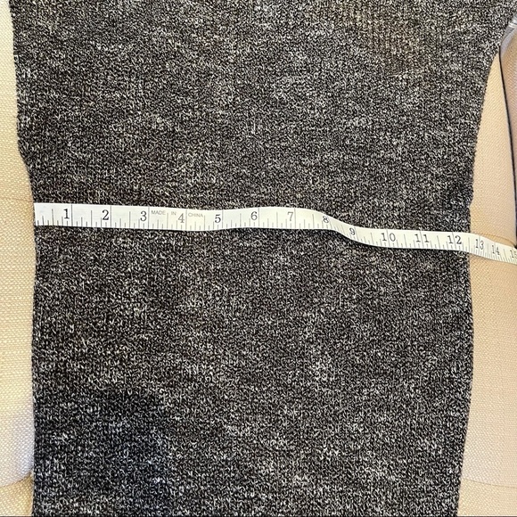 Max Studio Sleeveless Long Knit Turtleneck Sweater Dress - Picture 5 of 7